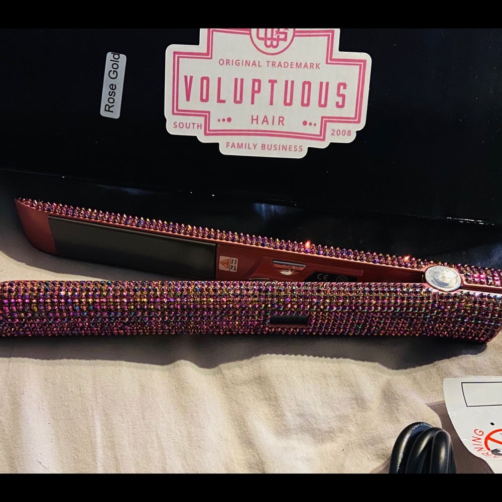 GVH Be Dazzled Rose Gold Flat Iron
